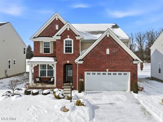 984 Hawkin Lane, Aurora, OH 44202