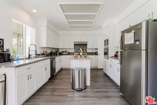 42665 Tempo Drive, Lancaster, CA 93536