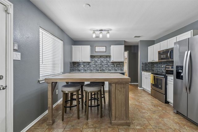 2816 High Pointe Boulevard, Mckinney, TX 75071