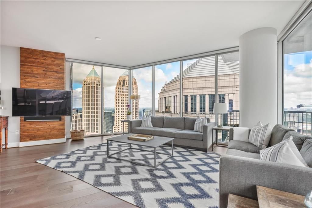 1080 Peachtree NE Street 3303, Atlanta, GA 30309