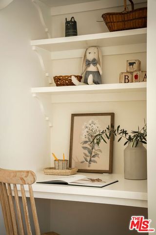 1654 Stearns Drive, Los Angeles, CA 90035
