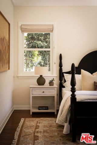 1654 Stearns Drive, Los Angeles, CA 90035