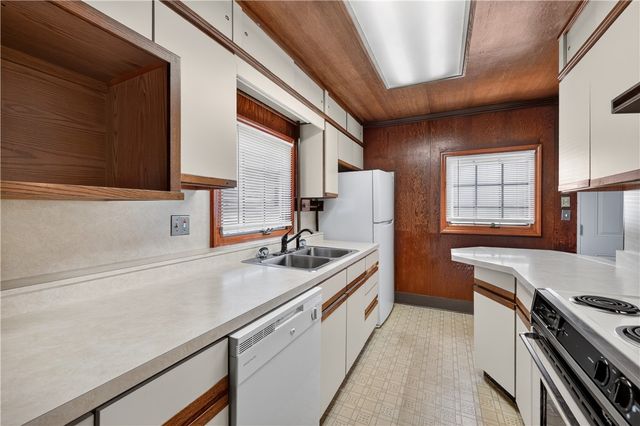 3802 E 4th Street, Dayton, OH 45403