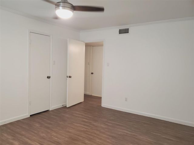 361 N Post Oak Lane 131, Houston, TX 77024