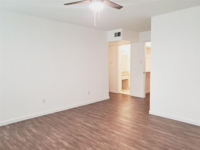 361 N Post Oak Lane 131, Houston, TX 77024