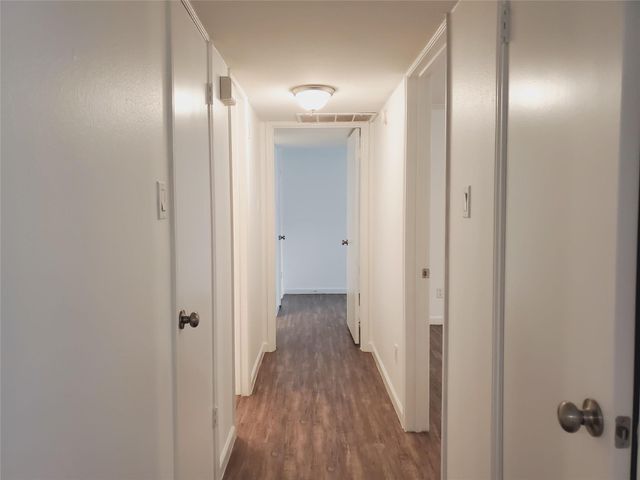 361 N Post Oak Lane 131, Houston, TX 77024