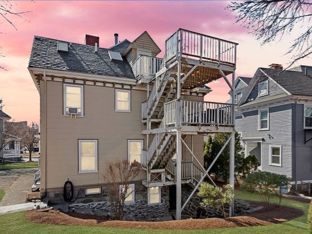 15 Henshaw St 1, Boston, MA 02135