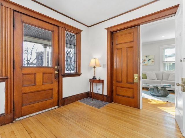 15 Henshaw St 1, Boston, MA 02135