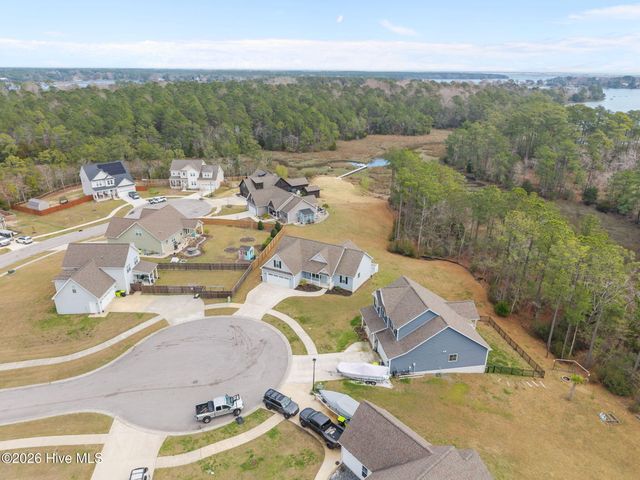 121 Shadow Creek Drive, Hubert, NC 28539