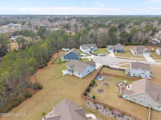 121 Shadow Creek Drive, Hubert, NC 28539