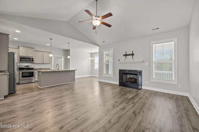 121 Shadow Creek Drive, Hubert, NC 28539