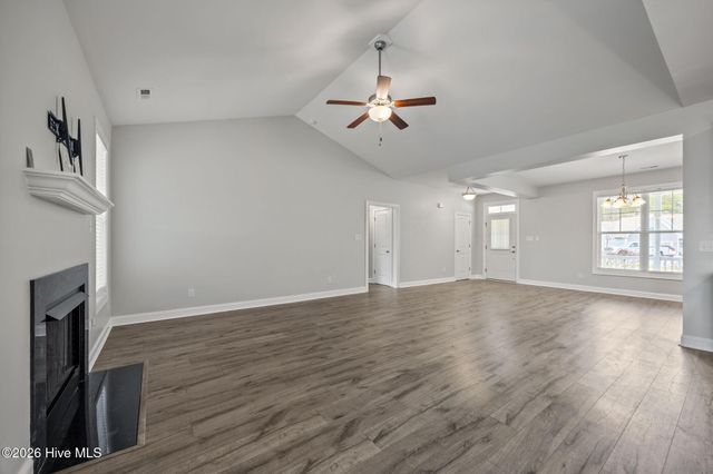 121 Shadow Creek Drive, Hubert, NC 28539