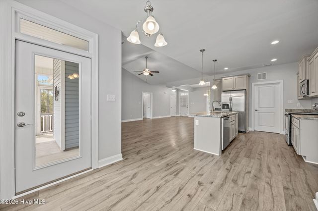 121 Shadow Creek Drive, Hubert, NC 28539