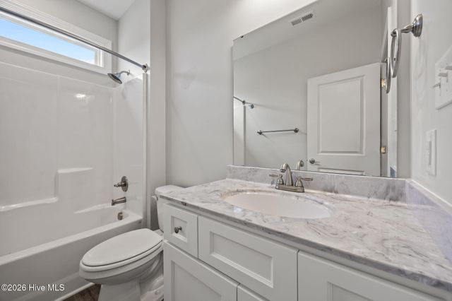 121 Shadow Creek Drive, Hubert, NC 28539