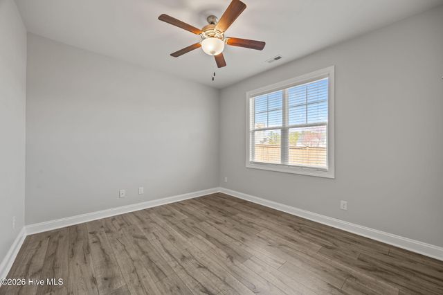 121 Shadow Creek Drive, Hubert, NC 28539