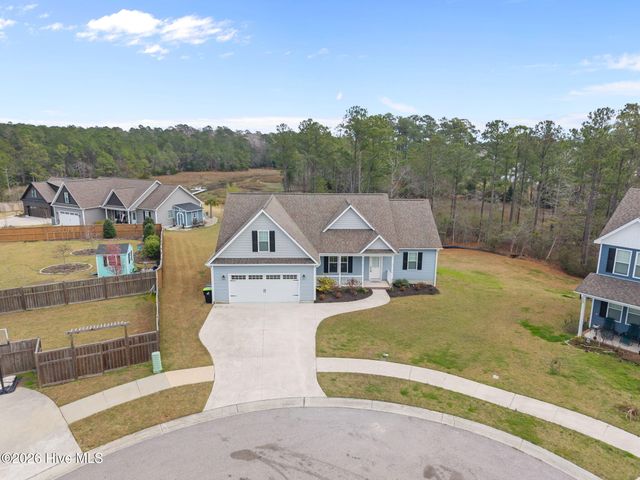 121 Shadow Creek Drive, Hubert, NC 28539