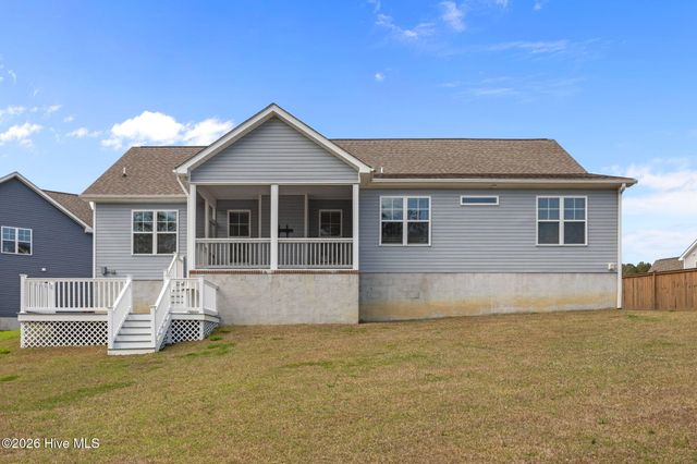 121 Shadow Creek Drive, Hubert, NC 28539