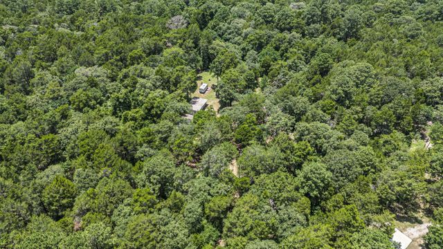1084 Beech Crest Drive, New Ulm, TX 78950