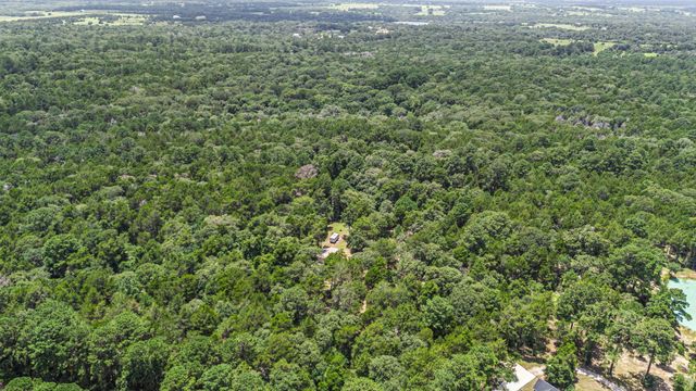 1084 Beech Crest Drive, New Ulm, TX 78950