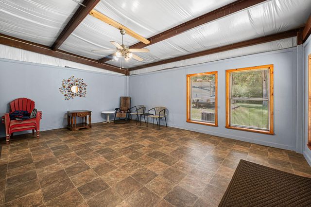 1084 Beech Crest Drive, New Ulm, TX 78950