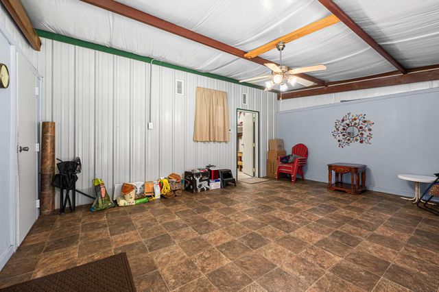1084 Beech Crest Drive, New Ulm, TX 78950