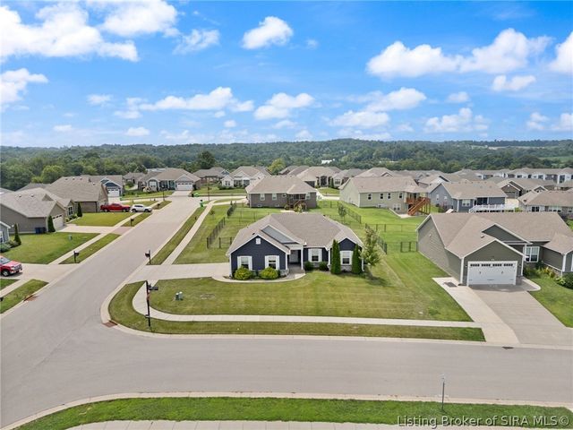 6003 Crestview Lane, Georgetown, IN 47122