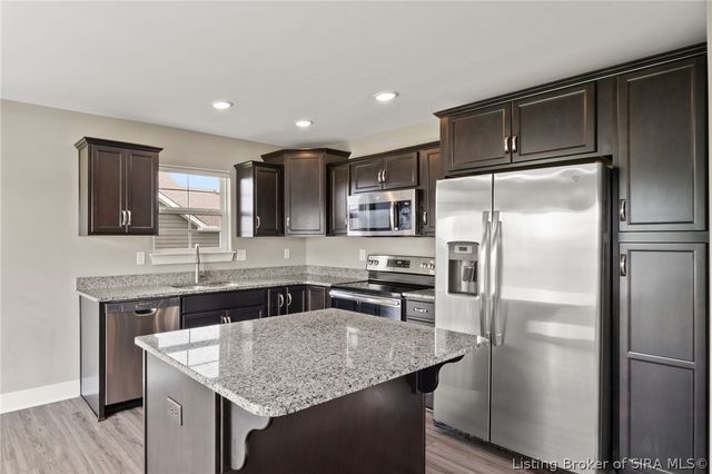 6003 Crestview Lane, Georgetown, IN 47122