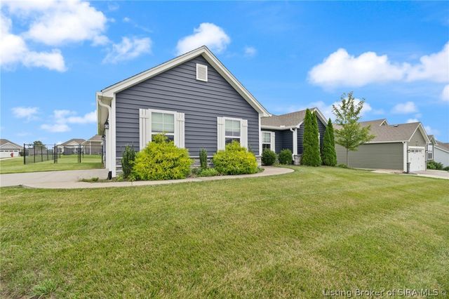 6003 Crestview Lane, Georgetown, IN 47122