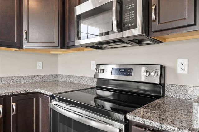 6003 Crestview Lane, Georgetown, IN 47122