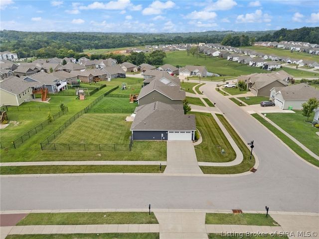 6003 Crestview Lane, Georgetown, IN 47122