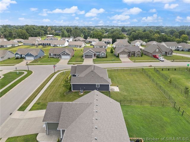 6003 Crestview Lane, Georgetown, IN 47122