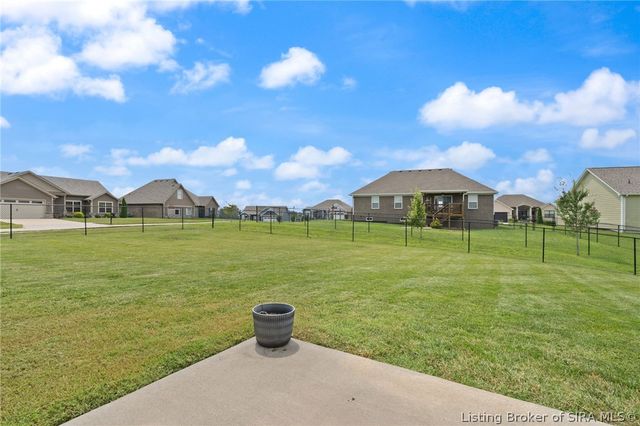 6003 Crestview Lane, Georgetown, IN 47122