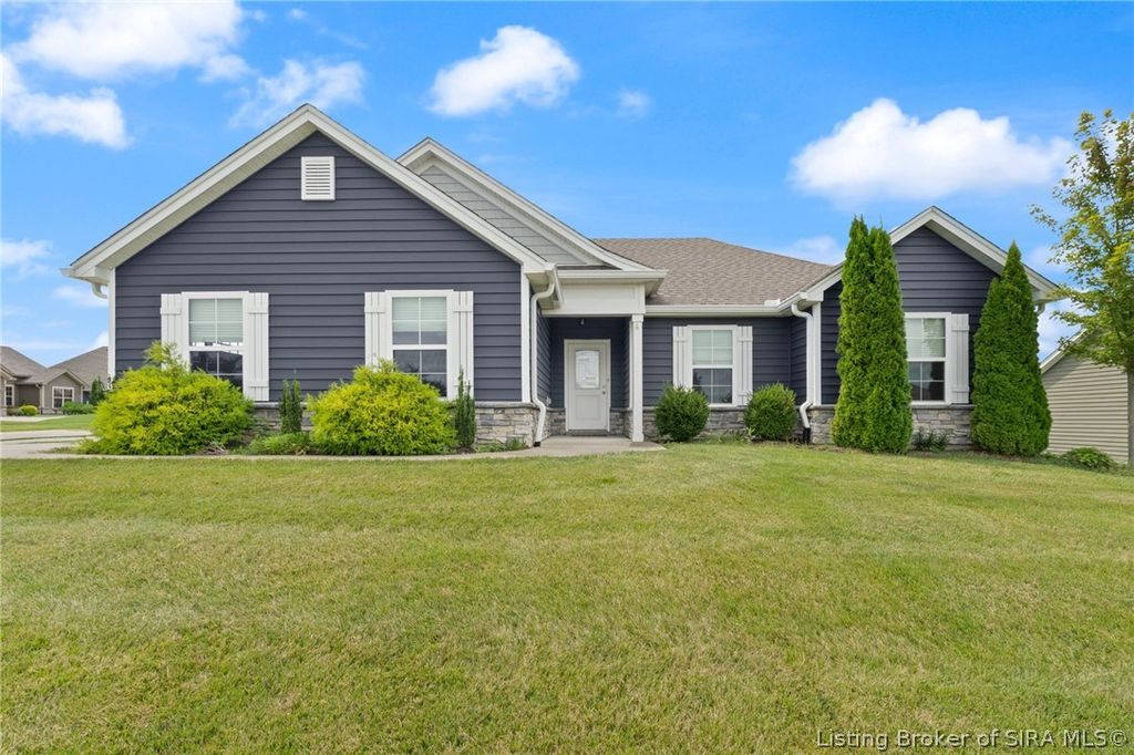 6003 Crestview Lane, Georgetown, IN 47122