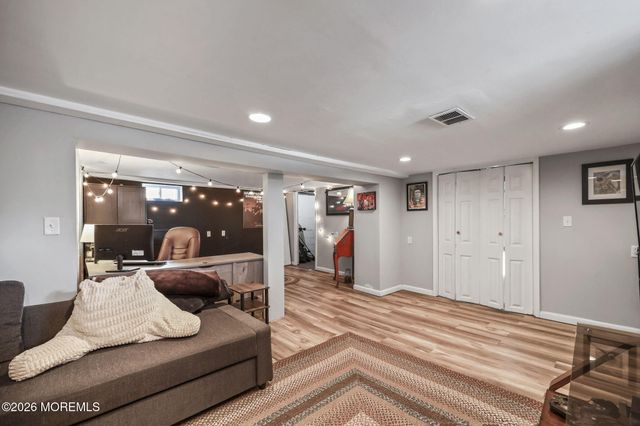 36 Cherry Street, Tinton Falls, NJ 07724