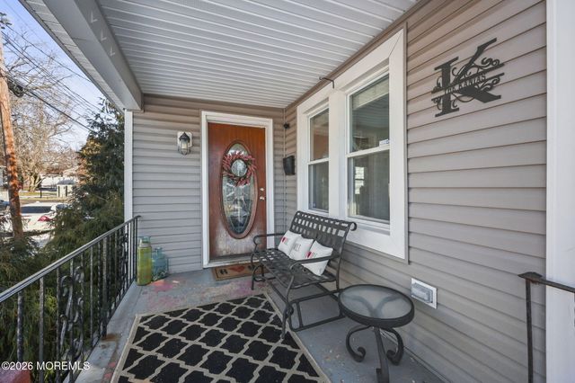 36 Cherry Street, Tinton Falls, NJ 07724