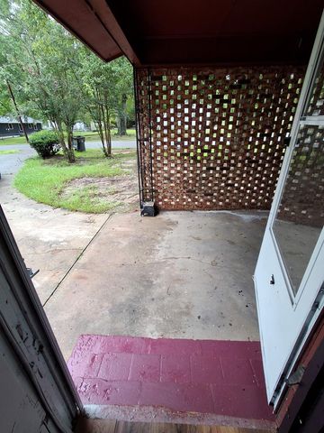 1300 Bruce St, Dothan, AL 36301