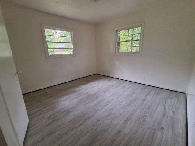 1300 Bruce St, Dothan, AL 36301