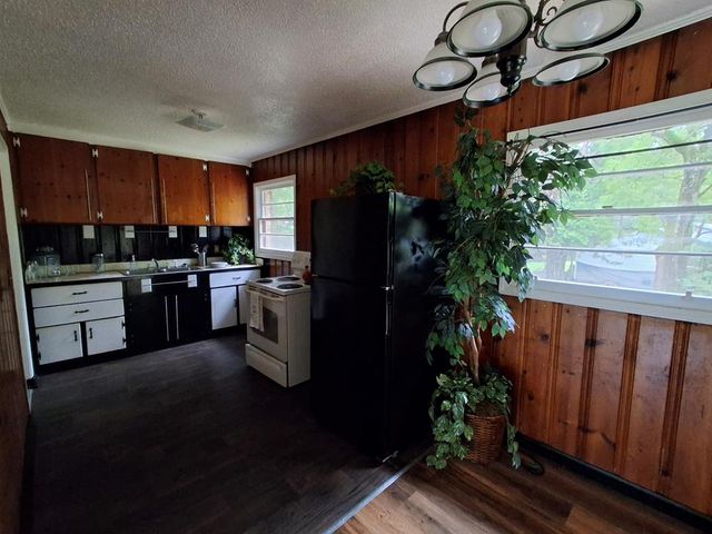 1300 Bruce St, Dothan, AL 36301