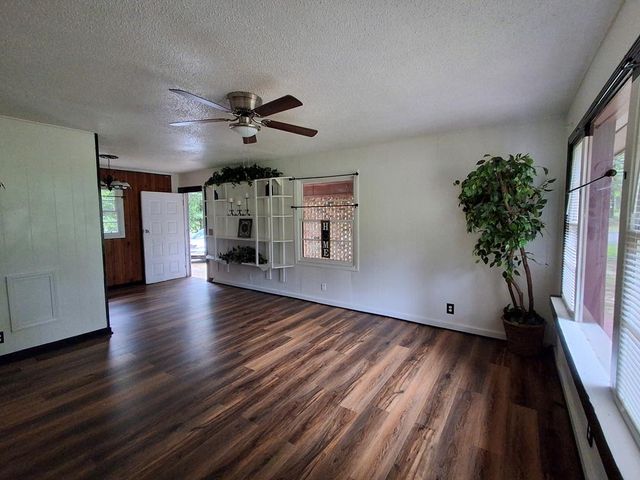 1300 Bruce St, Dothan, AL 36301