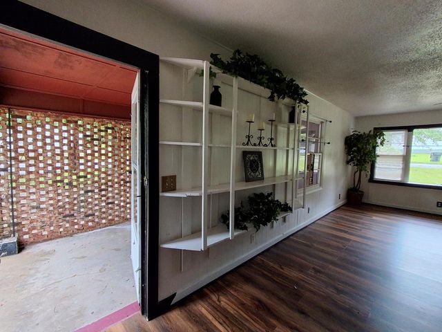 1300 Bruce St, Dothan, AL 36301