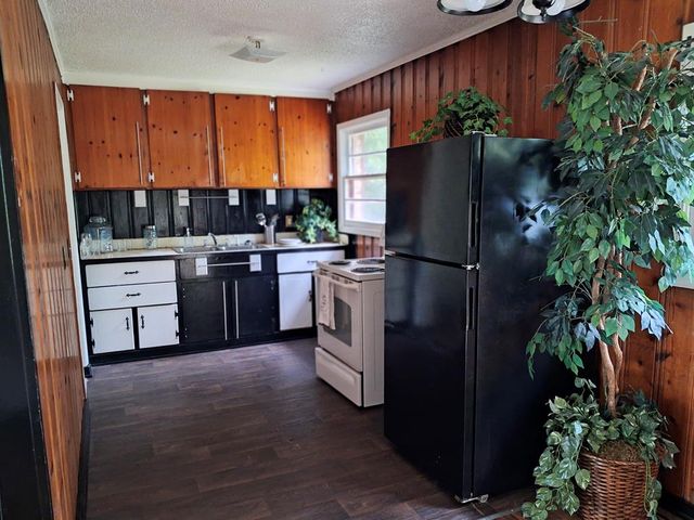 1300 Bruce St, Dothan, AL 36301