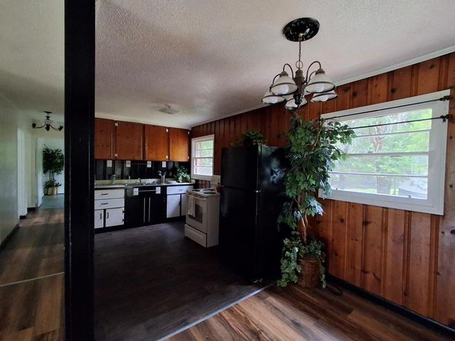 1300 Bruce St, Dothan, AL 36301