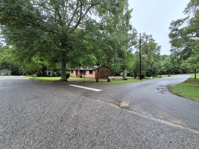 1300 Bruce St, Dothan, AL 36301