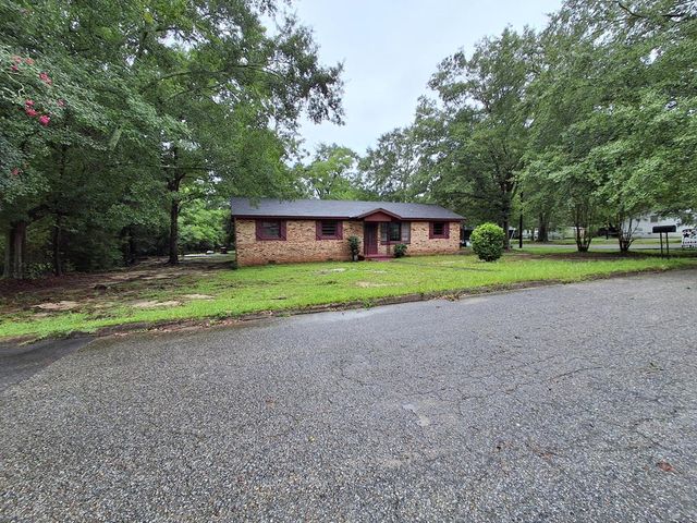 1300 Bruce St, Dothan, AL 36301