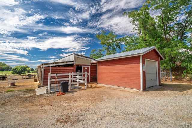 1381 W Meander Dr, Eagle, ID 83616