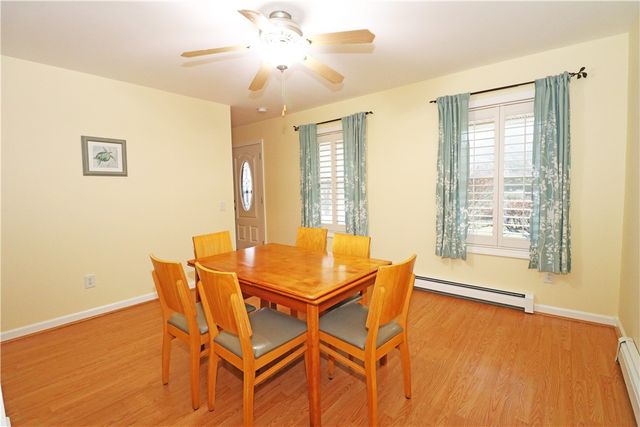 359 Main Road, Tiverton, RI 02878