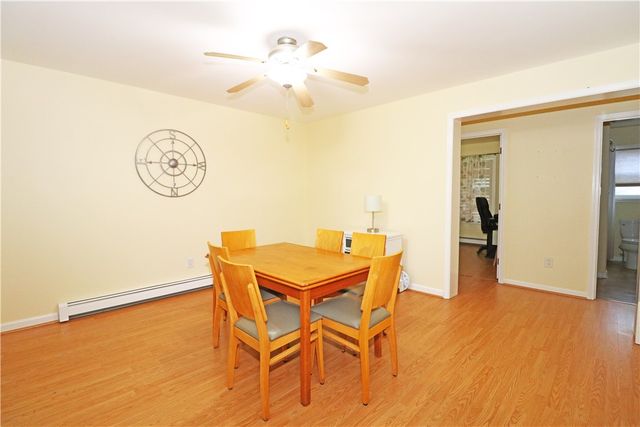 359 Main Road, Tiverton, RI 02878