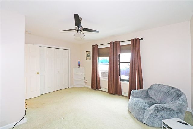 359 Main Road, Tiverton, RI 02878