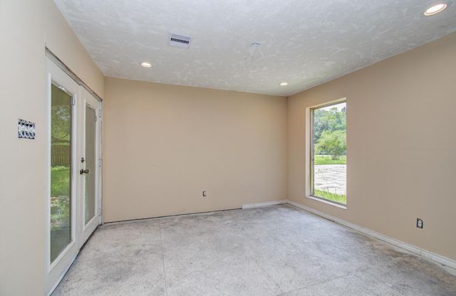 1002 Warwick Street, Eagle Lake, TX 77434