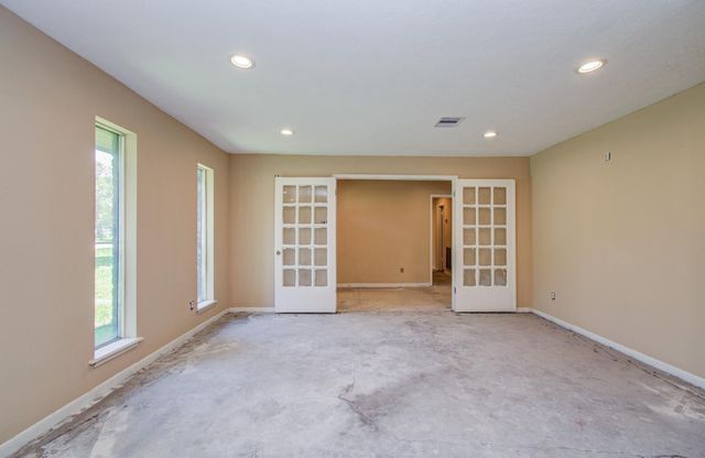 1002 Warwick Street, Eagle Lake, TX 77434